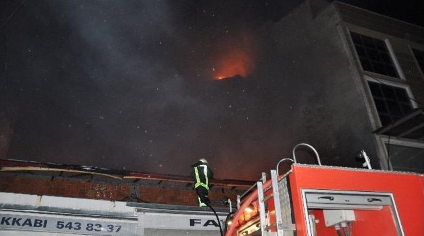 Bafra&rsquo;da Yangın