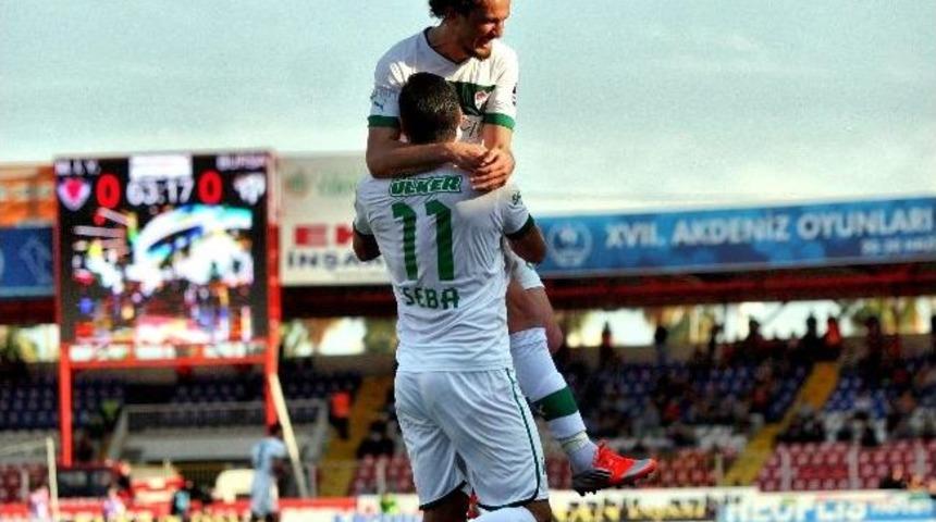 Hikmet Karaman 5 Oyuncudan Vazge&ccedil;emedi