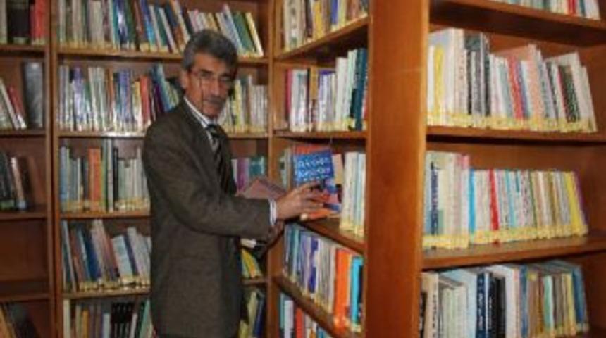 G&ouml;rele&rsquo;de K&uuml;t&uuml;phaneye 82 Bin Ziyaret