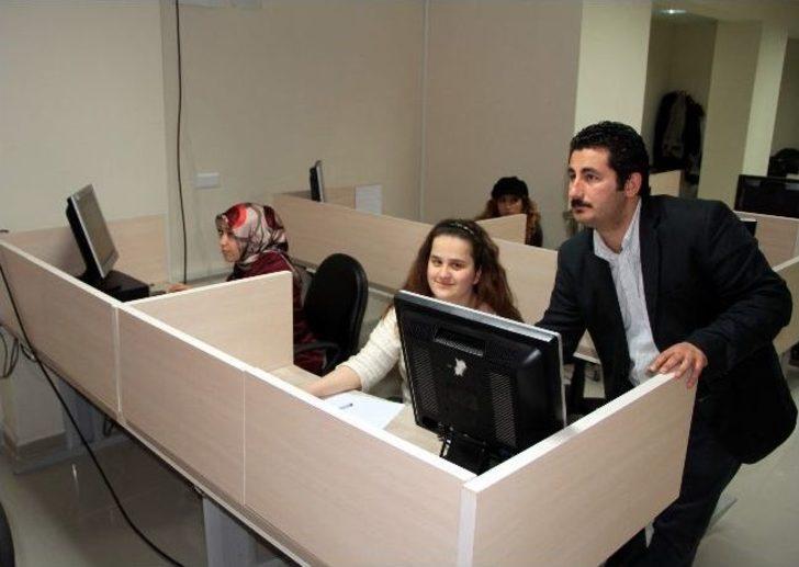 Kadın Engellilere İstihdam G2