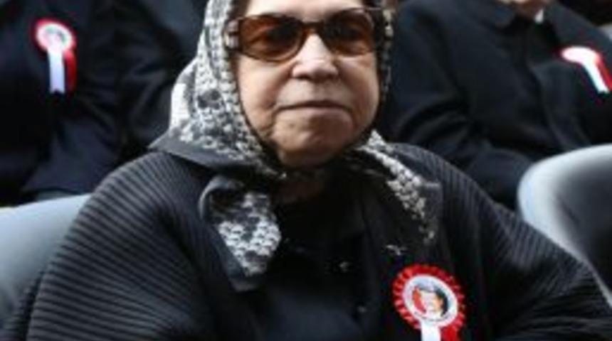 Semra &Ouml;zal: Rahmetli G&ouml;rev Başında &Ouml;ld&uuml;r&uuml;lm&uuml;şt&uuml;r