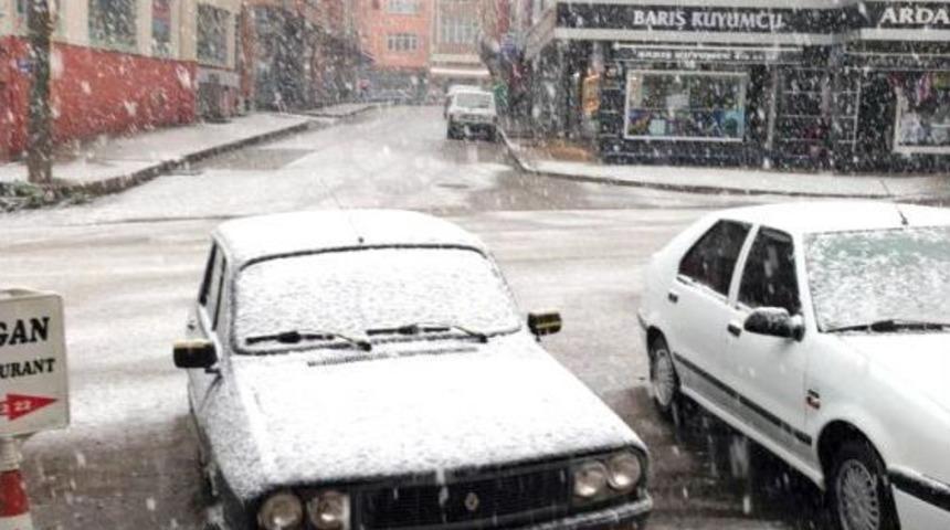 17 Nisan’da Akkuş’a Kar Yağdı