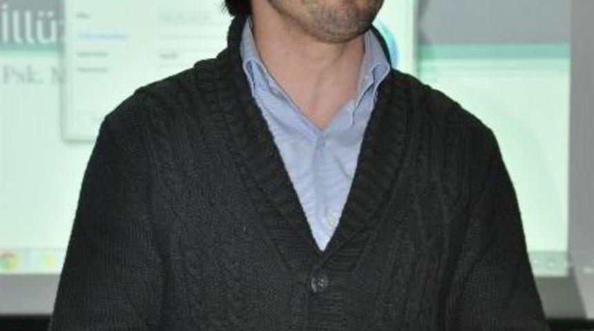 Kırklareli Kredi Yurtlar Kurumu'nda "iletişim " Konferansı D&uuml;zenlendi