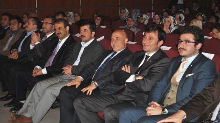 &Uuml;niak'dan Kutlu Doğum Etkinliği