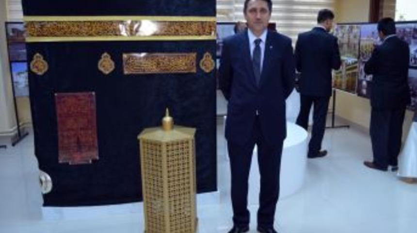 Kutlu Doğum Sergisi'ni Gezenler G&ouml;zyaşlarını Tutamadı