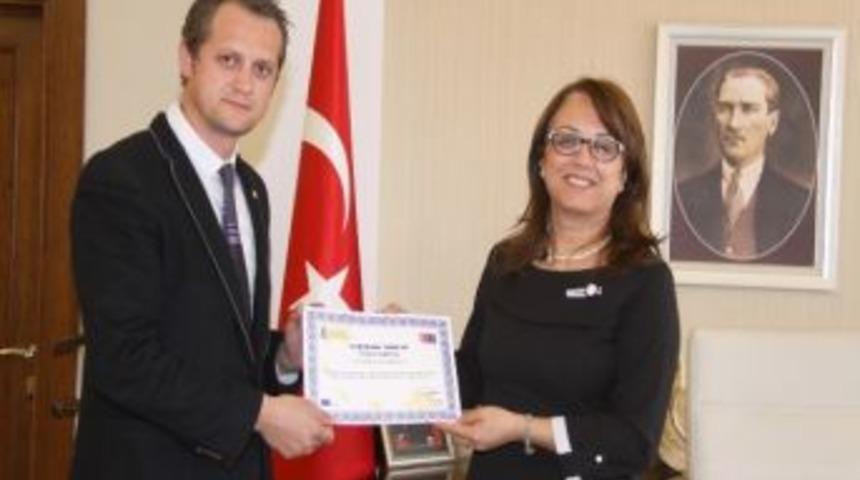 Ne&uuml; &ldquo;eurodesk T&uuml;rkiye Temas Noktası&rdquo; Akreditasyon Belgesini Aldı