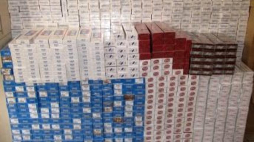 Antalya&rsquo;da 12 Bin 842 Paket Ka&ccedil;ak Sigara Ele Ge&ccedil;irildi