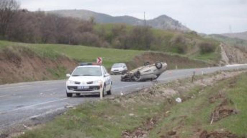 Tavşanlı'da Trafik Kazası: 4 Yaralandı