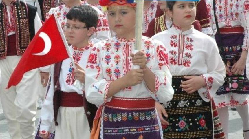 Sakarya 9&rsquo;uncu Uluslararası Egemenlik Haftası Halk Oyunları Festivali Başlıyor