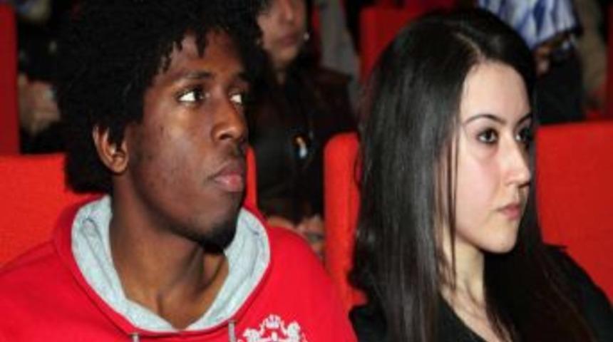 Yorgancılar: Gediz'in &Uuml;&ccedil; Yılda 52 &Uuml;lkeden &Ouml;ğrencisi Olması Başarıdır