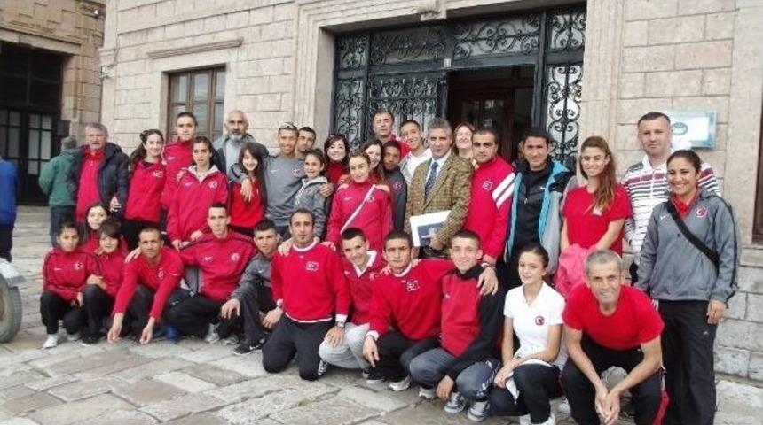 Balkanlar Ayvalık&rsquo;ta Y&uuml;r&uuml;yecek