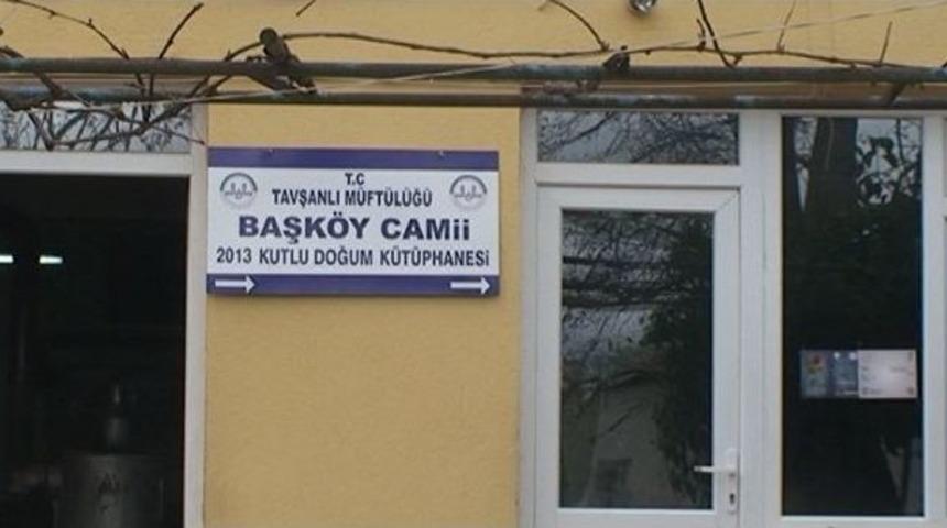 K&ouml;y İmamı K&uuml;t&uuml;phane Kurdu