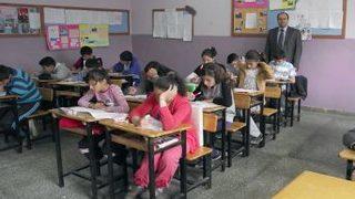 Karahallı'da 'Gençler Efendiler Efendisi 'ni Okuyor' Yarışması Düzenlendi