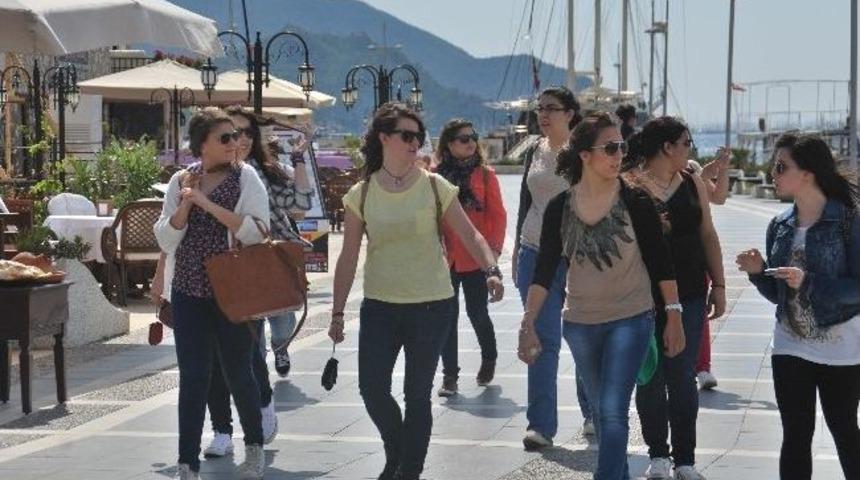 İspanyollar Marmaris'i Sevdi