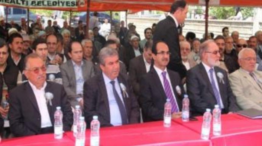 D&ouml;şemealtı M&uuml;ft&uuml;l&uuml;ğ&uuml;'nden Kutlu Doğum Haftası Programı