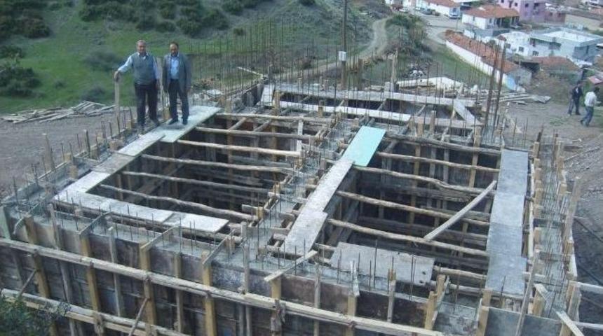 Değnekler K&ouml;y&uuml;'ne İ&ccedil;me Suyu Deposu Yapılıyor