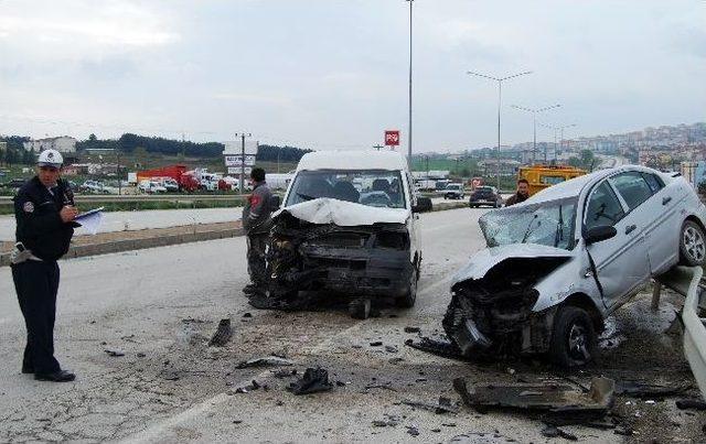 Aşırı Hız Ve Dikkatsizlik Kazaya Neden Oldu: 1 Ölü, 2 Yaralı