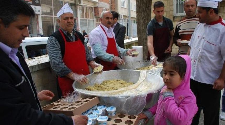 500 Kişilik Pilav Dağıtıldı