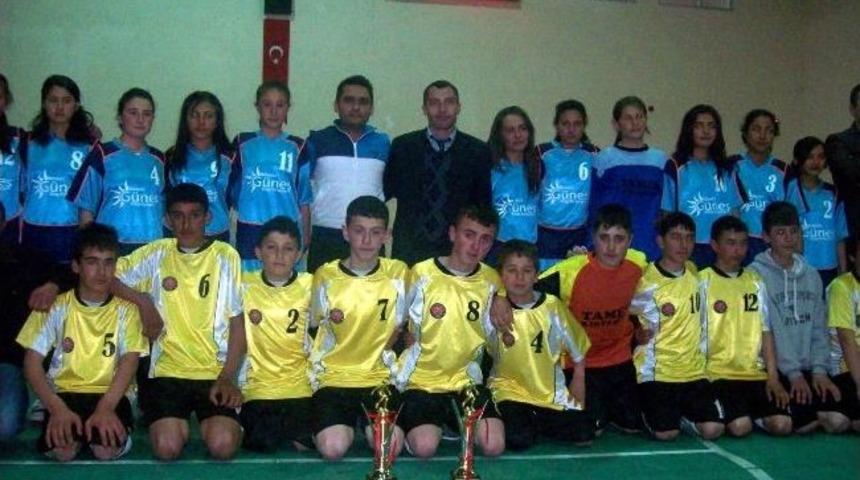 &Ccedil;iftlik&rsquo;te Futsal Şampiyonu Belli Oldu