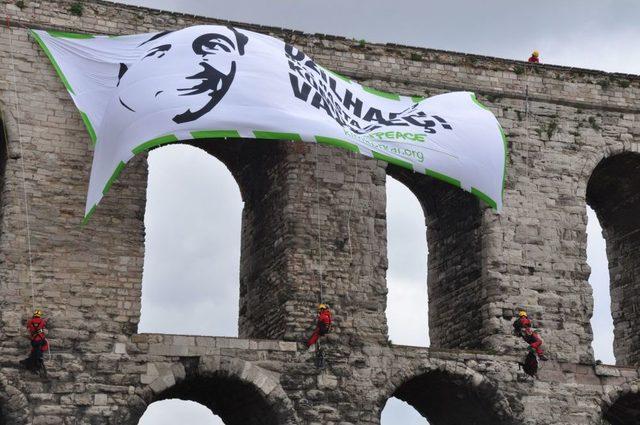 Greenpeace'den Bozdoğan Kemeri'nde Santral Mesajı