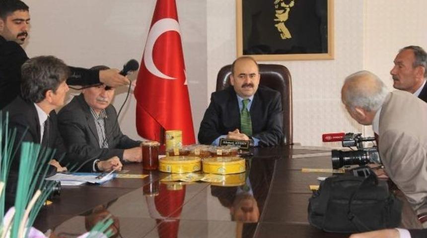 Siirt Valisi Ahmet Aydın Sahte Bala Savaş A&ccedil;tı