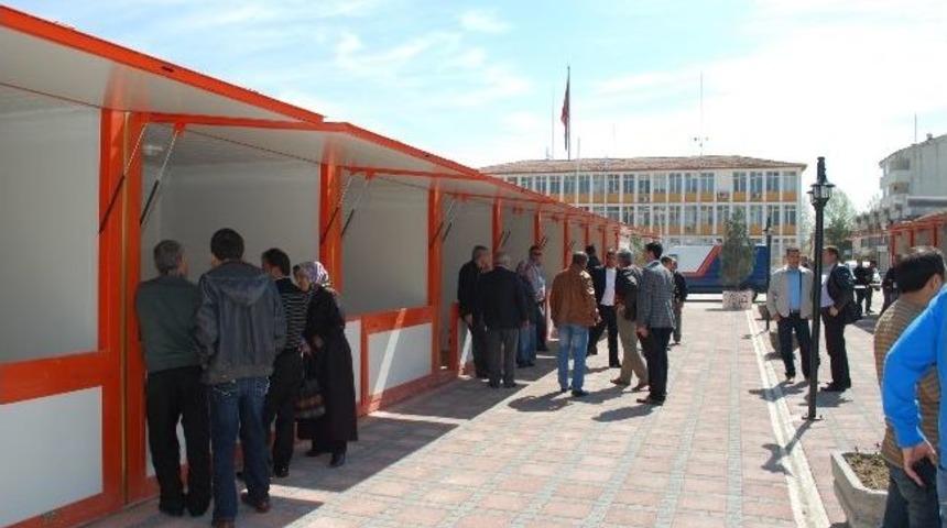 Seyyar Esnafı Sevindiren Kura