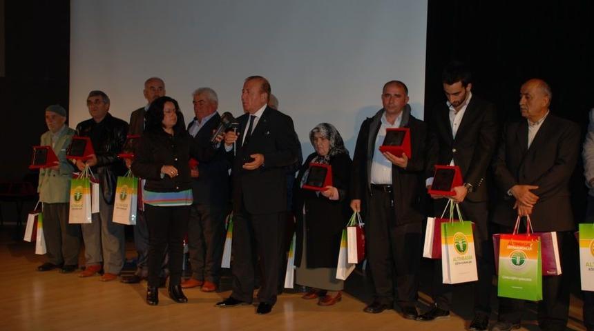 Yurt Dışına G&ouml;n&uuml;ll&uuml; Giden &Ouml;ğretmenlerin Ailelerine Vefa