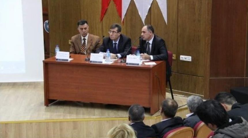 Irak T&uuml;rkmenlerinin D&uuml;n&uuml;, Bug&uuml;n&uuml; Ve Yarını Konuşuldu