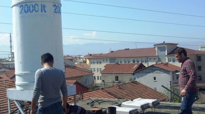 Su Tankından Baz Istasyonu &Ccedil;ıktı