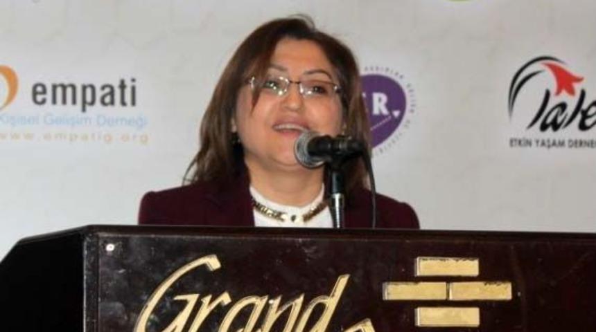 Bakan Şahin: Oğlu Askerde Olan Ailelere &Ouml;demeler Başladı