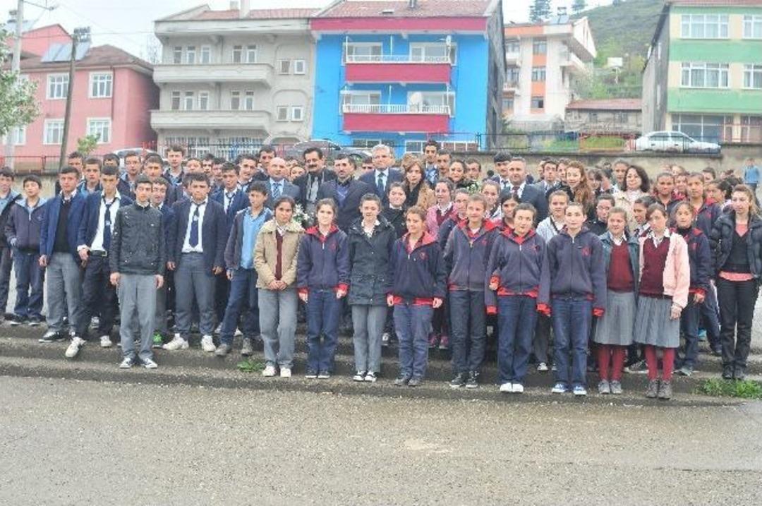 D&uuml;zce&rsquo;de Liselerde Girişimcilik Ve Kariyer G&uuml;nleri