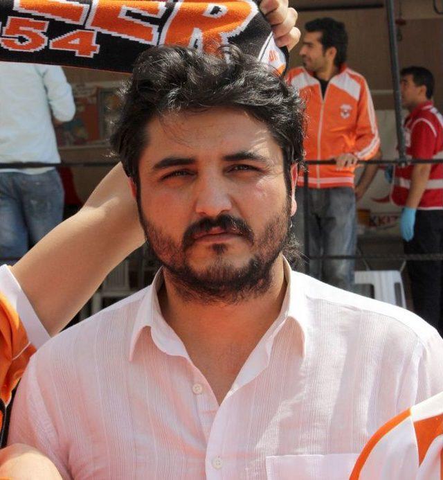 Adanaspor Taraftlarları Hakem Kararlarını Protesto Etti