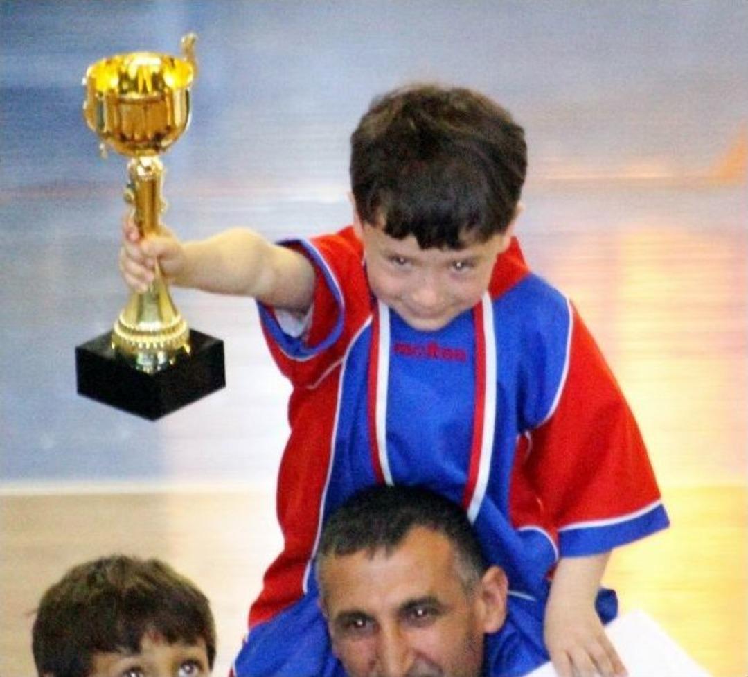 Edremit &lsquo;&ccedil;ocuk Oyunları Ligi&rsquo;nde Final Heyecanı