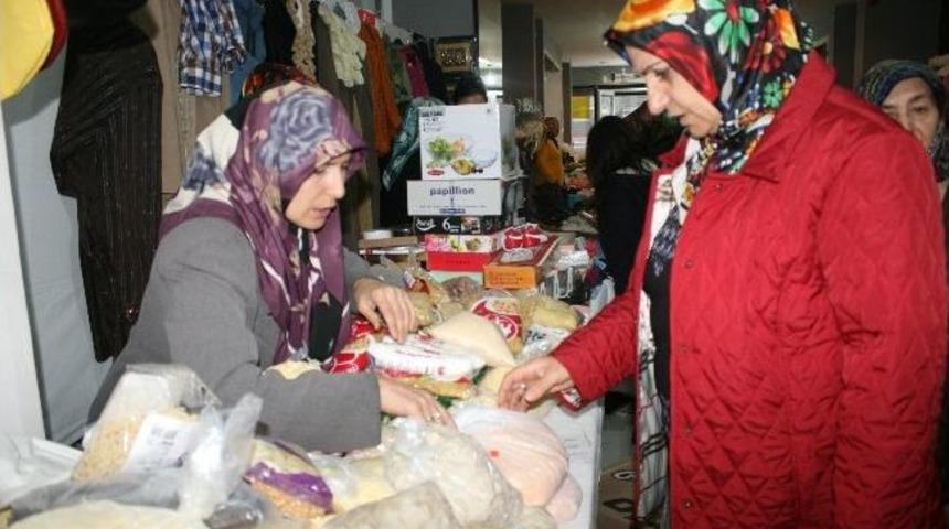 Kermese İlgi B&uuml;y&uuml;k Oldu