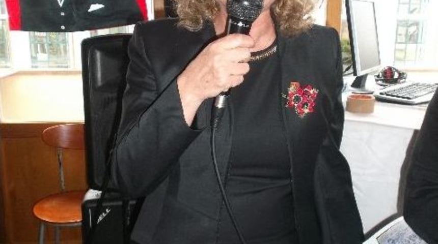 Chp'li Kadınlar Yemekte Bir Araya Geldi