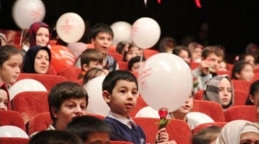 Kutlu Doğum Haftası&rsquo;nda &Ccedil;ocukları Unutmadılar