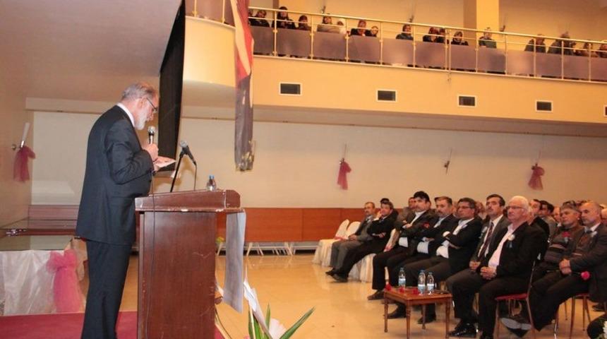 "Allah, Peygamber  Ve Kur'an'ı Insan Onurunu Korumak I&ccedil;in G&ouml;nderdi"