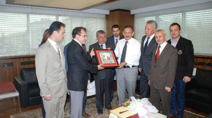 Başkan &Ouml;zhaseki'ye Ziyaretler