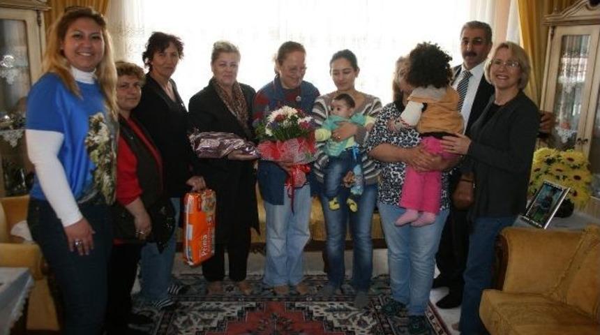 Didim Chp&rsquo;den &lsquo;hoşgeldin Bebek&rsquo; Projesi