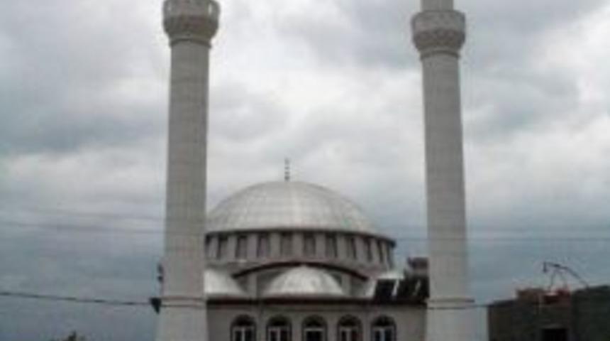 Kadık&ouml;y Merkez Cami A&ccedil;ılıyor