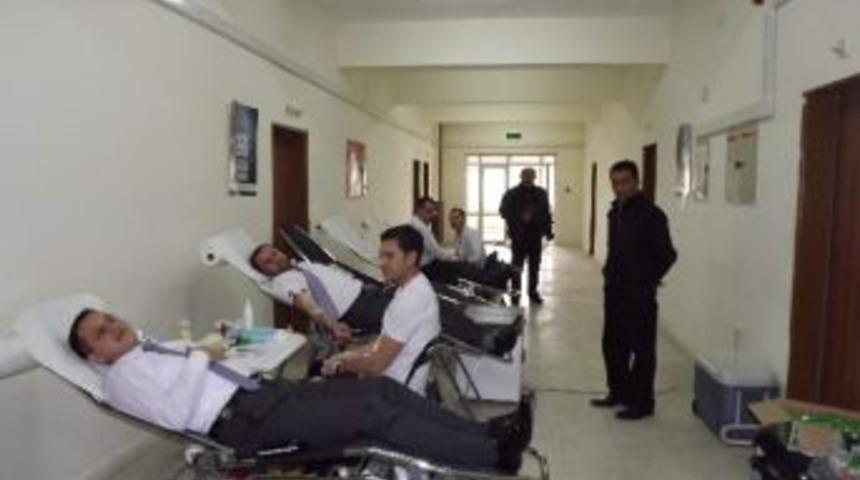 Kan Bağışı Kampanyası D&uuml;zenlendi