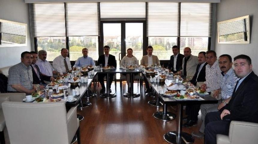 Ak Parti Eskişehir Milletvekili Can, İş&ccedil;i Komisyonu &Uuml;yeleri İle Buluştu