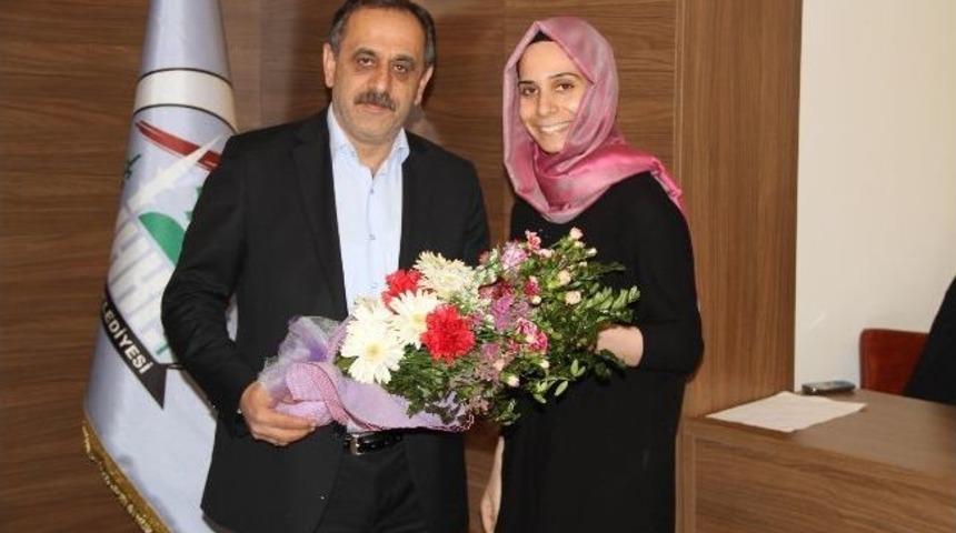 Akyazı Belediyesi&rsquo;nde 8 Memur&rsquo;un Asalet Tasdikleri T&ouml;renle Yapıldı