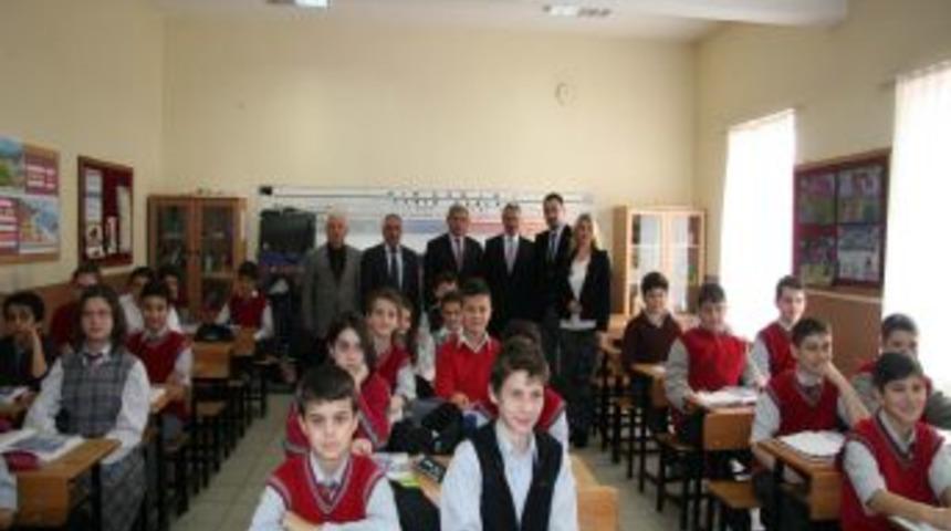 &Ccedil;ocuklarda &Ccedil;evre Bilinci Oluşturacak Kitapların Dağıtımı Başladı