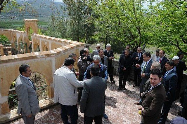 Hamido Mezarı Başında Anıldı 2