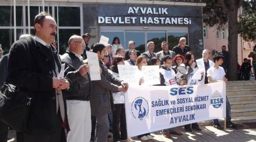 Dr. Ersin Arslan&rsquo;ın &Ouml;l&uuml;m Yıld&ouml;n&uuml;m&uuml;nde Ayvalık&rsquo;tan Seslendiler