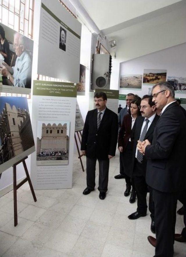 106. Yılında Anılarla Hattuşa Kazıları Fotoğraf Sergisi