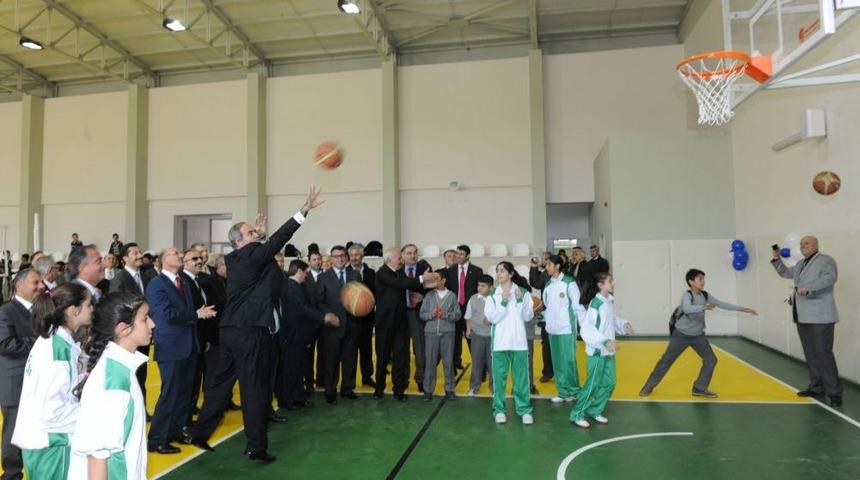 G&uuml;rsu'ya Bir Salon Daha Yapıldı