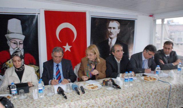 Akil İnsanlar Heyeti Asans&ouml;rde Mahsur Kaldı 1