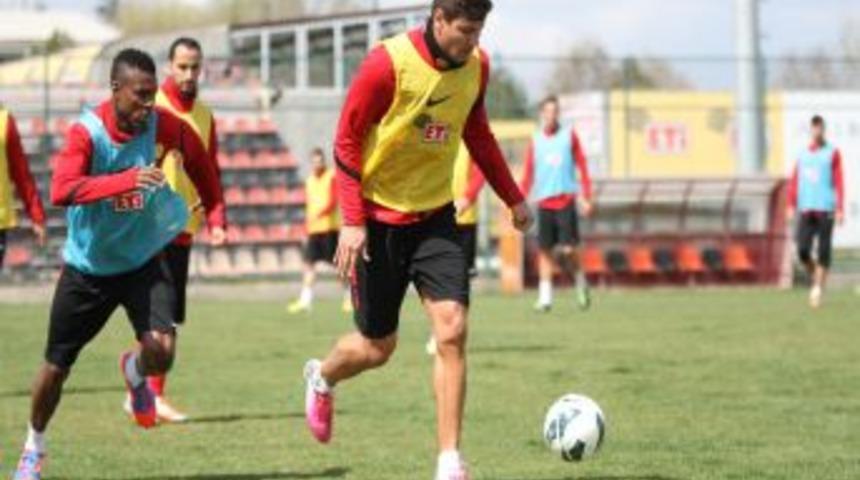 Diego: Eskişehirspor&rsquo;a Kaptan Ve Hoca Olmak Istiyorum